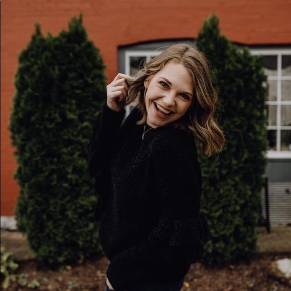 Meet your Posher, Diana - Picture 3 of 3